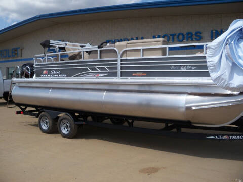 2023 SUNTRACKER FISH BARGE 22 XP3 for sale at Tyndall Motors in Tyndall SD