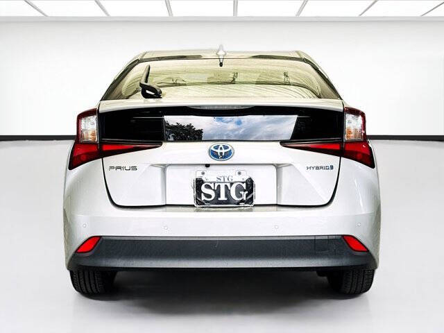 2022 Toyota Prius LE