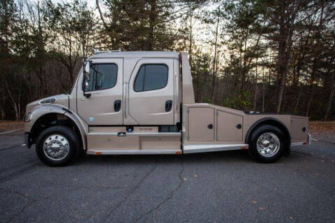 2015 Freightliner M2 106