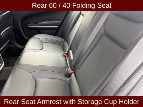 2016 Chrysler 300 Limited