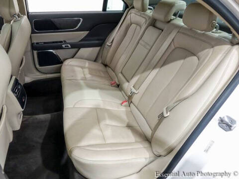 2017 Lincoln Continental Select