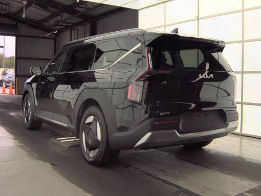 2024 Kia EV9 Wind