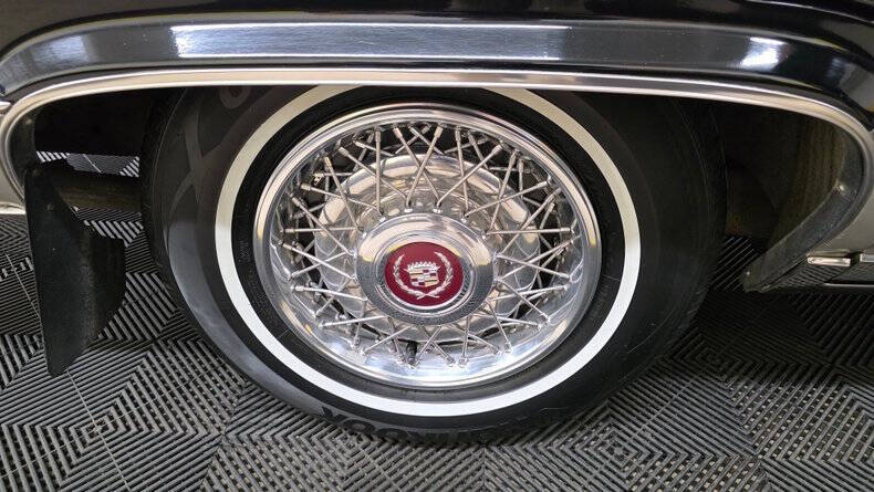 1990 Cadillac Brougham