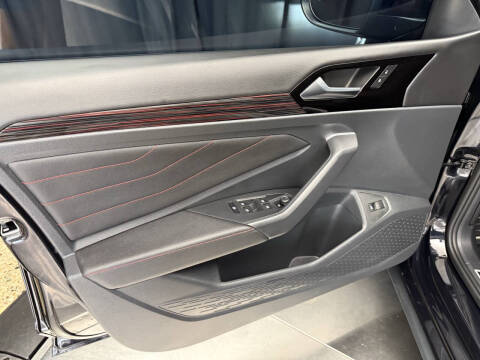 2024 Volkswagen Jetta GLI Autobahn