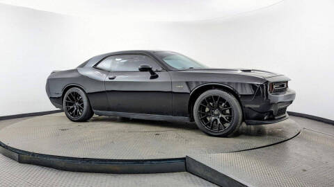 2015 Dodge Challenger R/T Plus