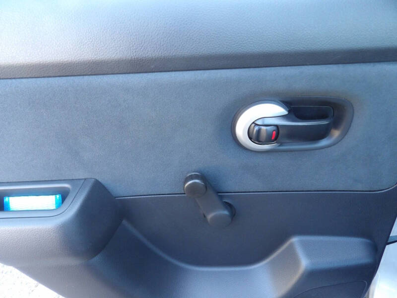 2010 Nissan Versa 1.6