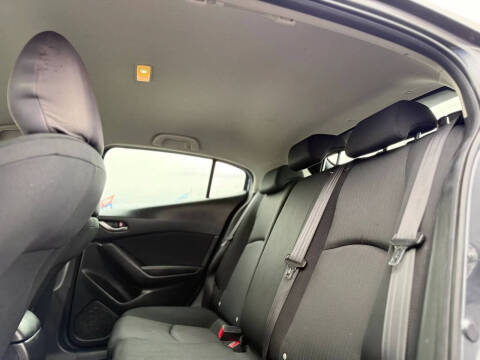 2016 Mazda MAZDA3 i Sport