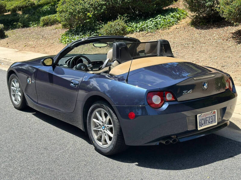 2005 BMW Z4 2.5i
