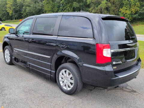 2014 Chrysler WHEELCHAIR VAN
