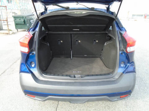 2019 Nissan Kicks SR