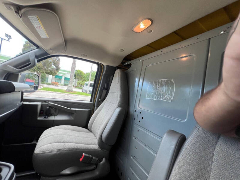 2020 Chevrolet Express 2500