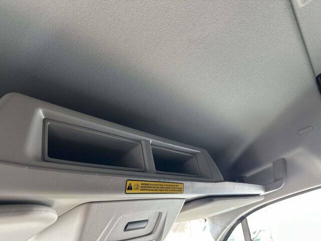 2025 Ford Transit 250