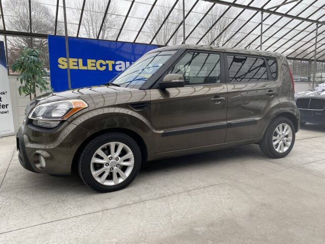 2013 Kia Soul +