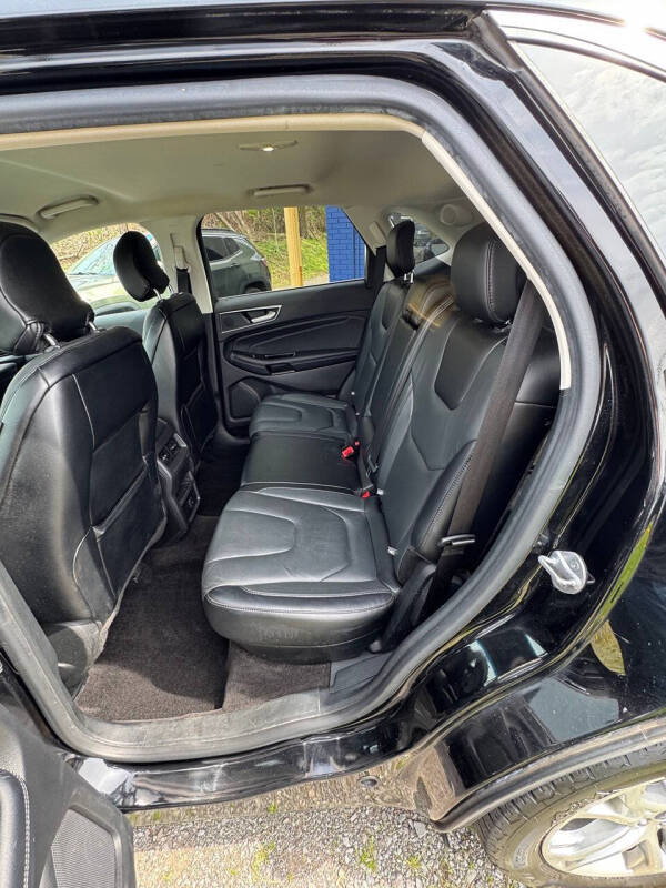2018 Ford Edge Titanium