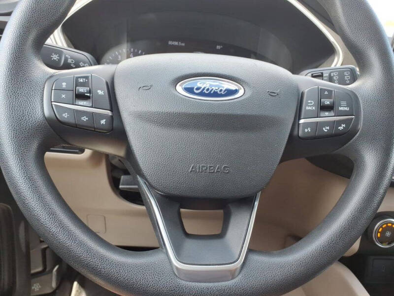 2020 Ford Escape SE