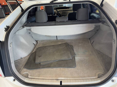 2011 Toyota Prius Two