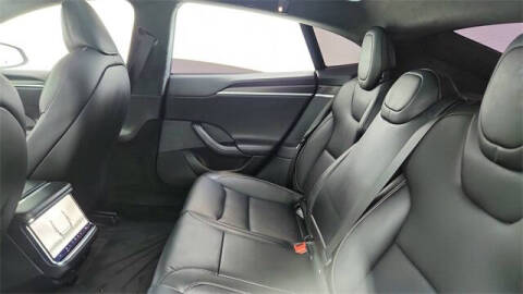 2023 Tesla Model S Plaid