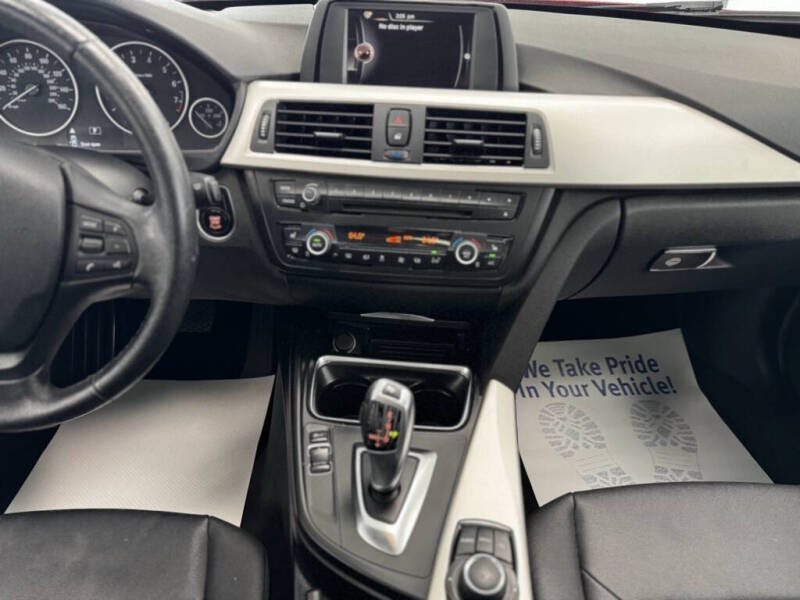 2015 BMW 3 Series 320i xDrive