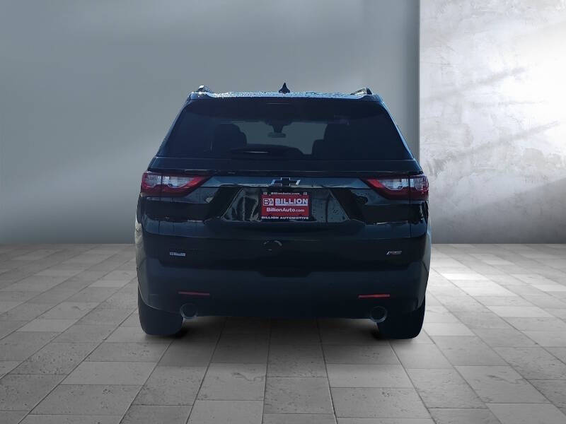 2021 Chevrolet Traverse RS