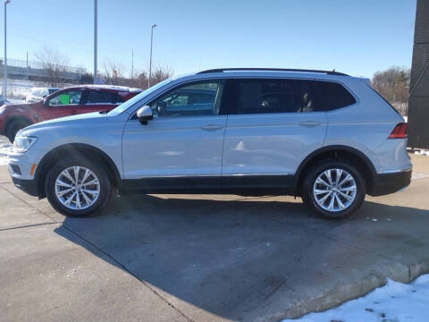 2018 Volkswagen Tiguan 2.0T SEL 4Motion