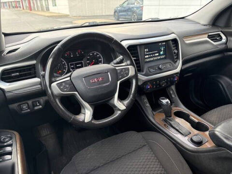 2019 GMC Acadia SLE-2