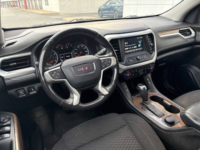 2019 GMC Acadia SLE-2