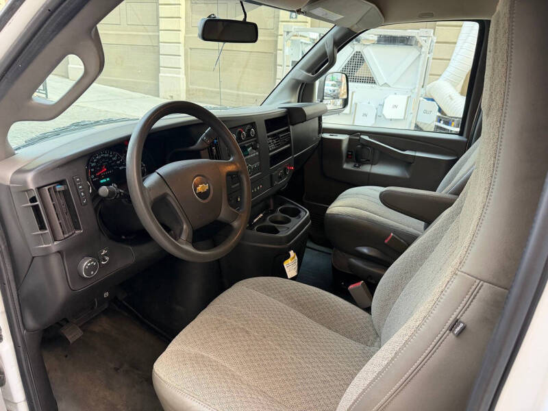2020 Chevrolet Express 2500