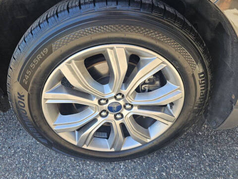 2019 Ford Edge Titanium