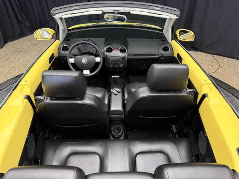 2007 Volkswagen New Beetle Convertible 2.5