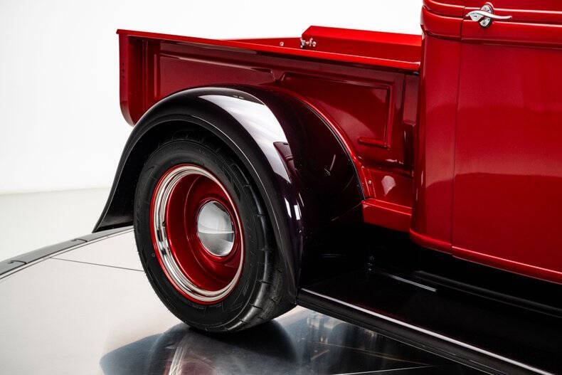 1932 Ford F-100