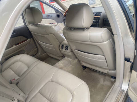 1999 Lexus LS 400
