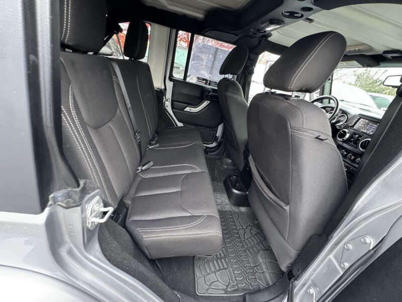 2018 Jeep Wrangler JK Unlimited Sahara