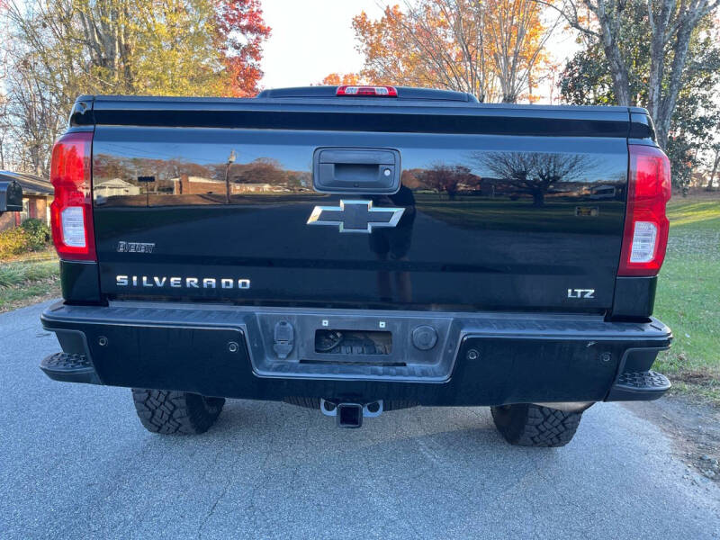 2016 Chevrolet Silverado 1500 LTZ photo 13