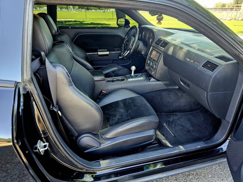 2012 Dodge Challenger SRT8 392