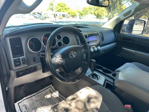 2011 Toyota Tundra Grade