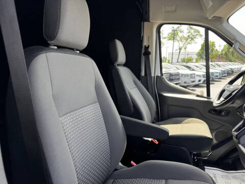 2026 Ford Transit 250