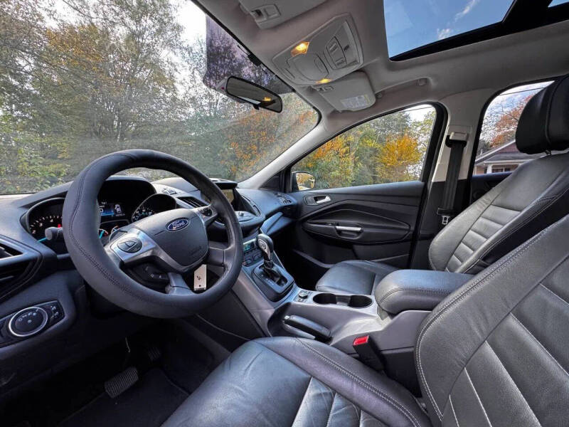 2015 Ford Escape SE