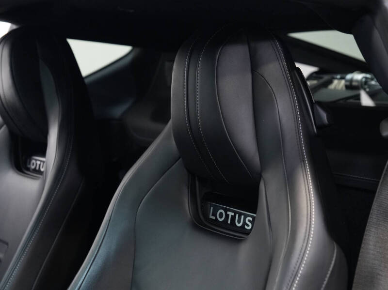 2024 Lotus Emira V6 First Edition