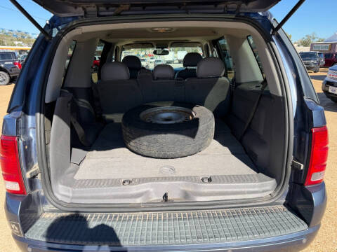 2004 Ford Explorer XLT