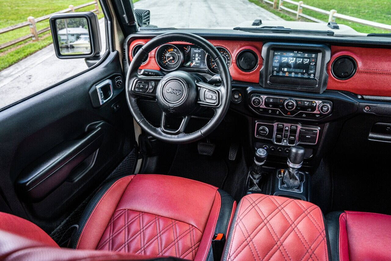 2020 JEEP Gladiator Pickup - $69,999