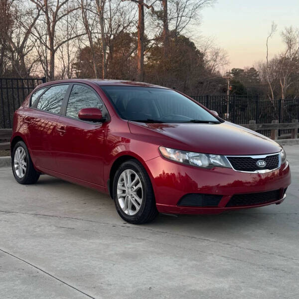 2011 Kia Forte5 for sale at Salgado Auto Sales in Marietta GA