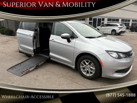 2022 Chrysler Voyager LX