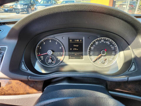 2014 Volkswagen Passat 1.8T SEL Premium