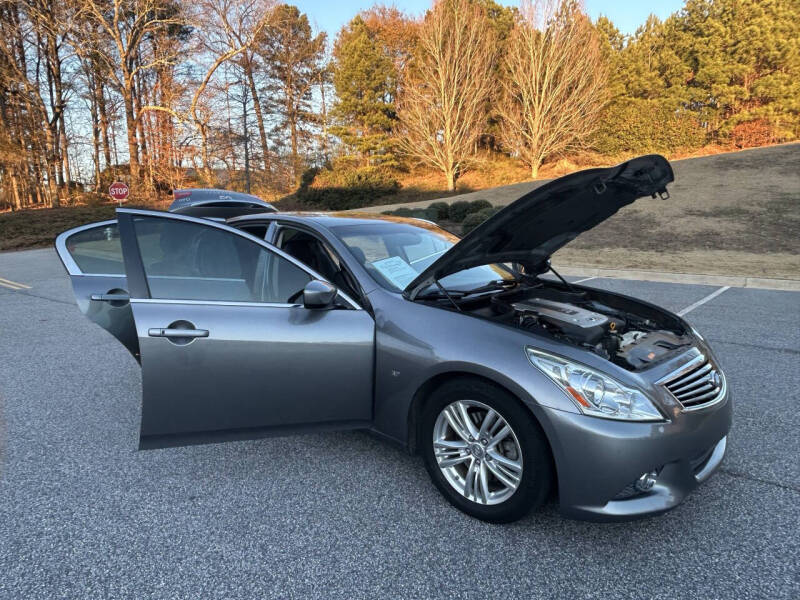 2015 Infiniti Q40