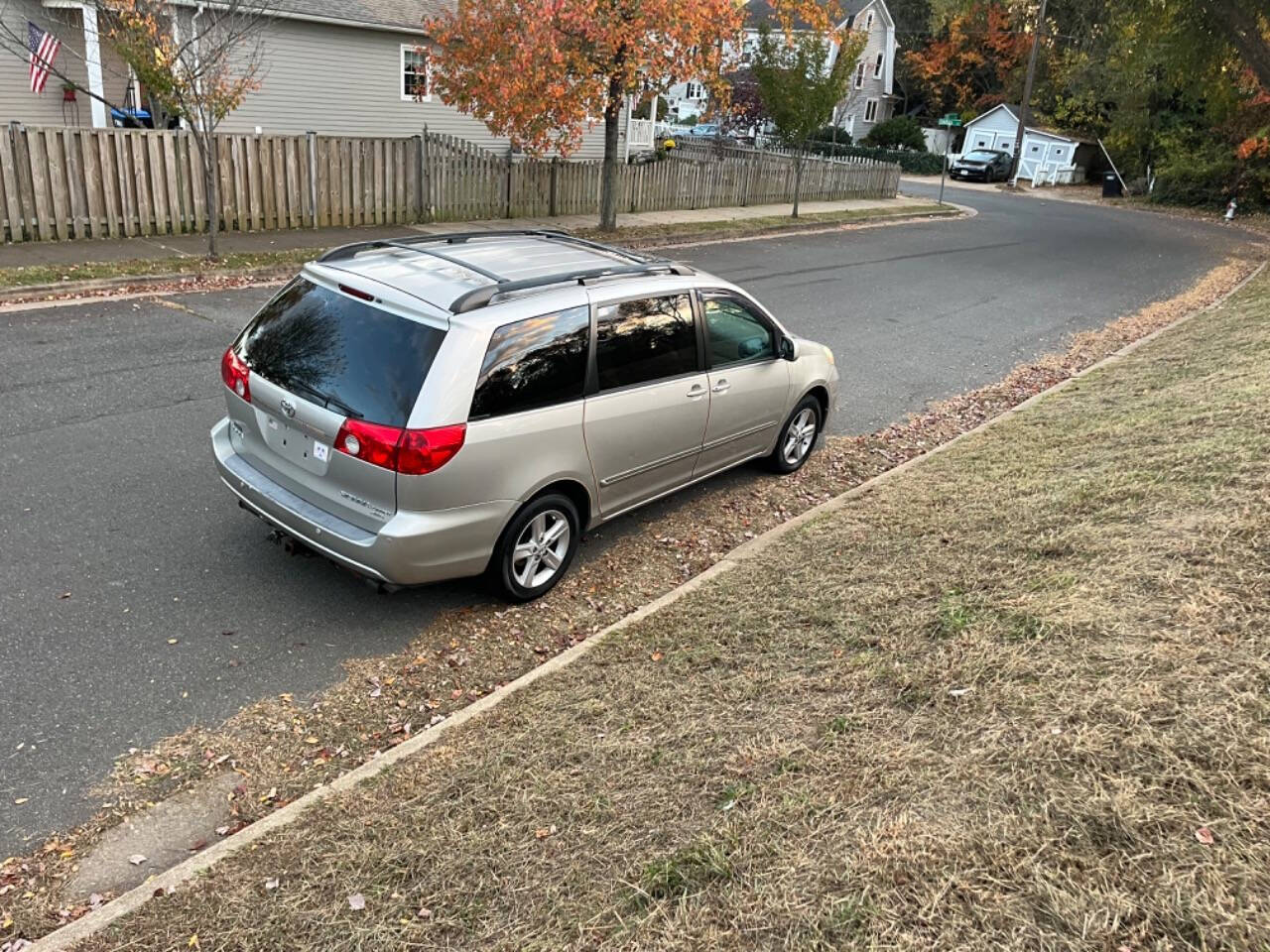 2006 Toyota Sienna for sale at Honesty Auto Sales in Fredericksburg, VA