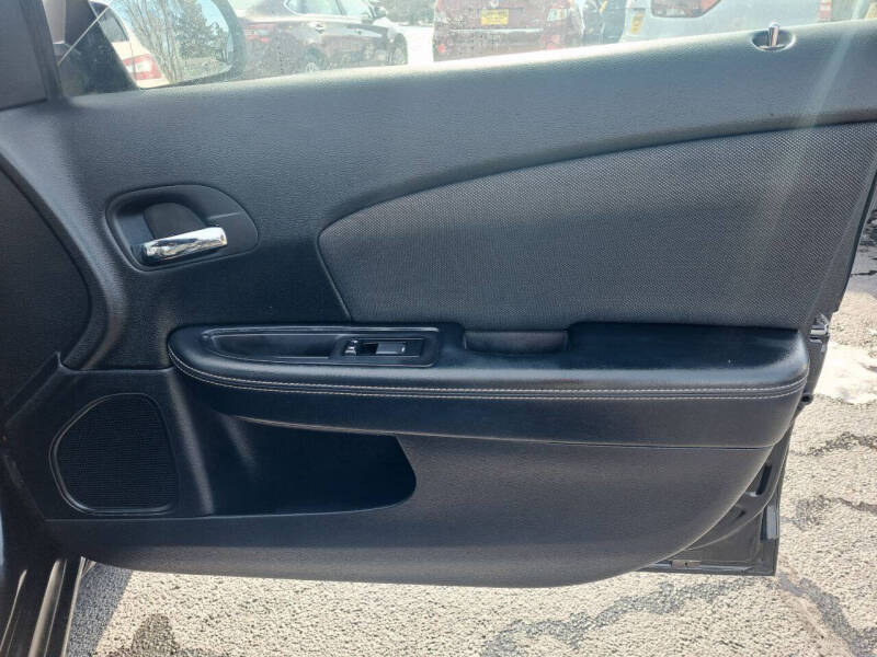 2011 Dodge Avenger Express