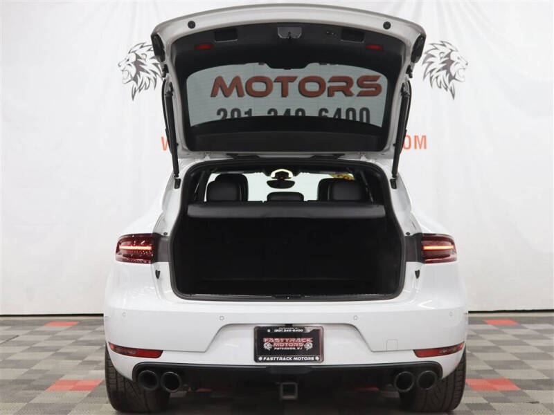 2017 Porsche Macan GTS