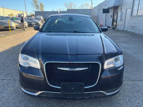 2017 Chrysler 300 Limited