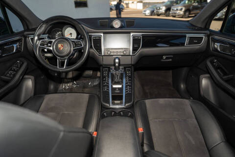 2017 Porsche Macan S