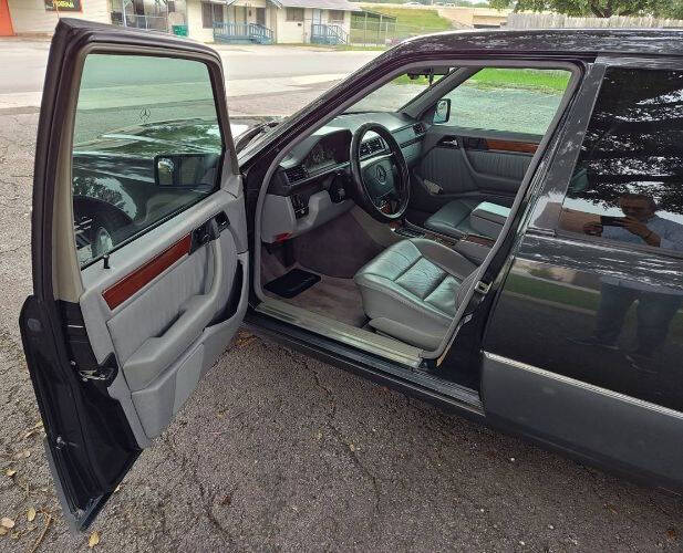 1994 Mercedes-Benz E-Class E 320